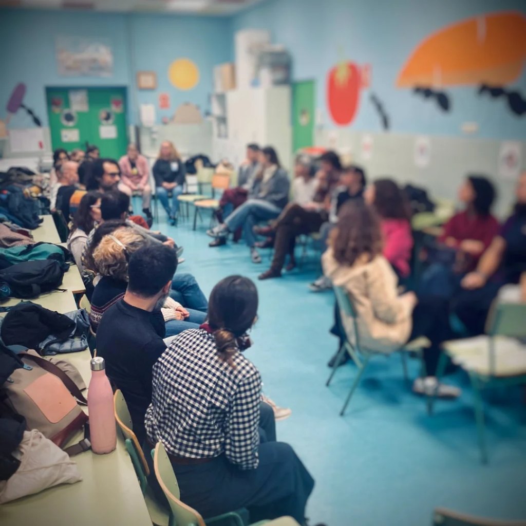 Comunicación y escucha: taller de la Escuela de Familias